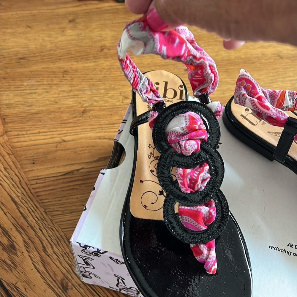 NWOT. TIBI Italiansandal.Rare designBlack Patent ALLLeather&Pink scarf slingback